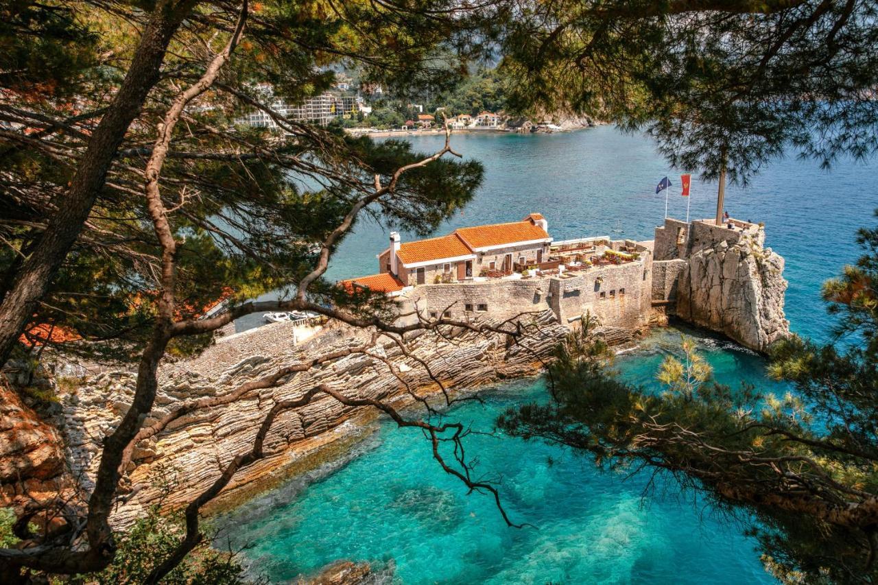 Luxury Apartments Queen Petrovac Exterior foto